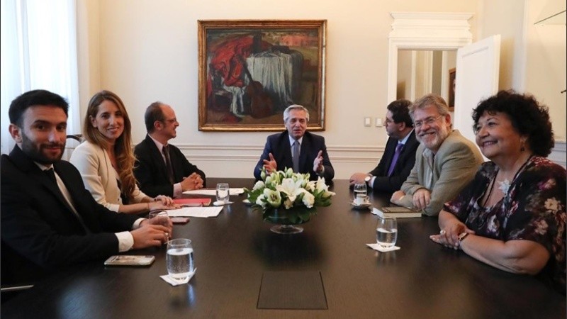 Los asesores con Alberto Fernández.