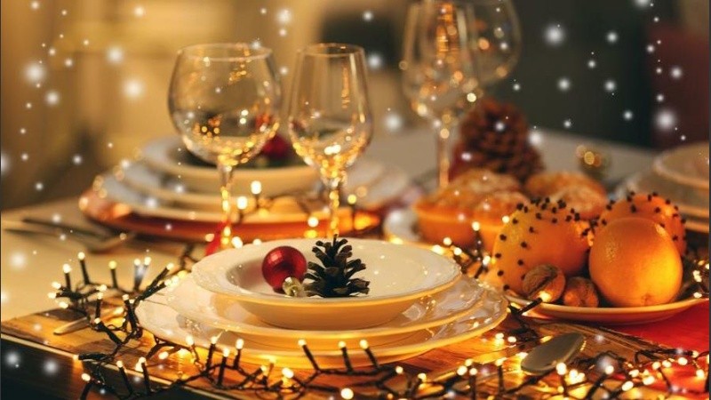 La mesa de Nochebuena se puede armar afuera tranquilamente. 