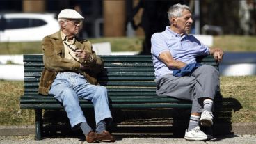El proyecto busca que todos los trabajadores que lleguen a la edad de jubilarse, puedan hacerlo a pesar de no contar con los aportes suficientes.