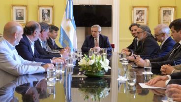 La mesa de enlace en la reunión con el presidente.