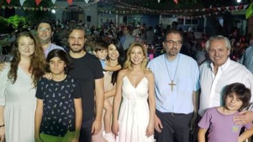 Alberto fue a la iglesia del patrono del Trabajo para Navidad.