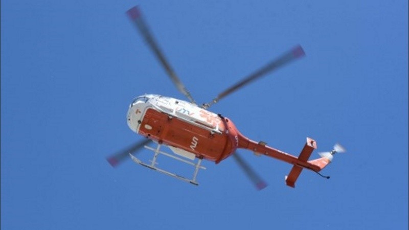 En las tareas de rescate estarán involucrados dos helicópteros de rescate sanitarios y un helicóptero hidrante.