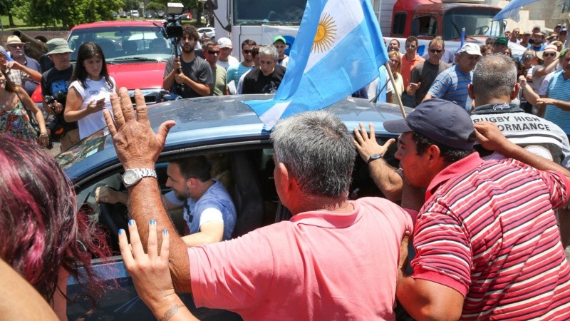 El incidente se generó a las 13.30 frente al Monumento.