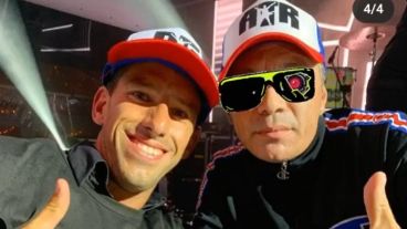 Maxi ATR en la fiesta de su amigo Lucho Suárez.