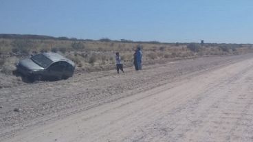 Algunas versiones indican que la pareja no llevaba cinturón de seguridad.