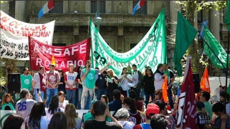 Los estatales de ATE Rosario marcharán este jueves con otros gremios.