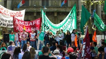 Los estatales de ATE Rosario marcharán este jueves con otros gremios.