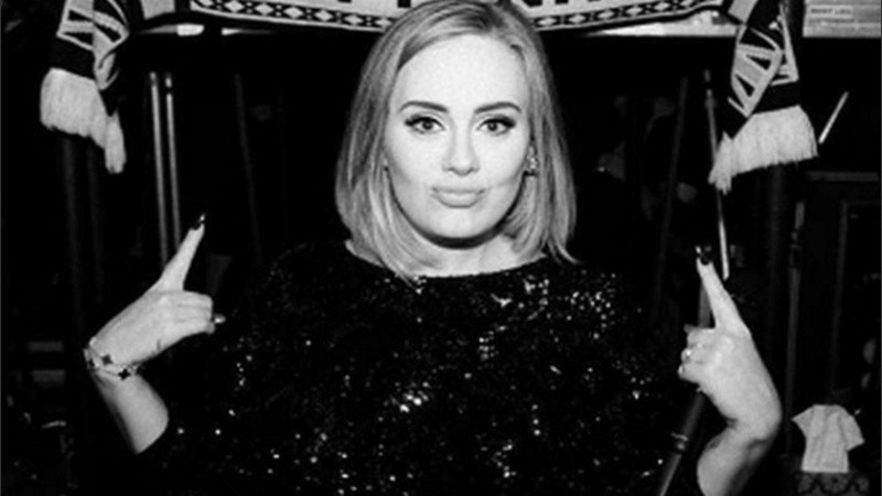 Adele y un cambio de apariencia notable. 
