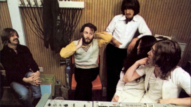 The Beatles, en una de las sesiones de grabación del disco 