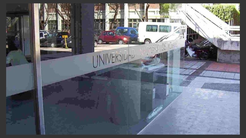 El primer encuentro tendrá lugar en el SUM de la Facultad de Arquitectura Planeamiento y Diseño.