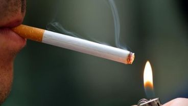 Fumar costará más caro desde este sábado.