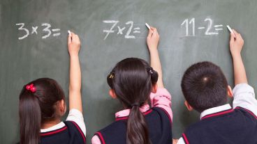 Además de favorecer la absorción de conocimientos, estos juegos trabajan las habilidades lúdicas de los chicos.