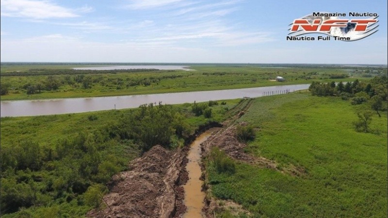 La cuestionada obra de canalización en El Embudo.