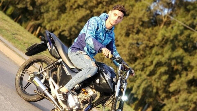 Elías Trisca, el joven asesinado este viernes en Puerto San Martín. 