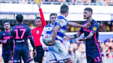 El equipo de Bielsa continúa en puesto de ascenso directo.