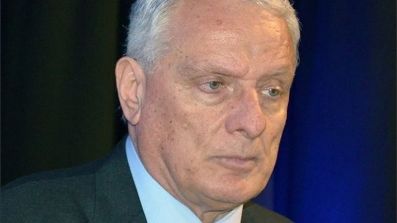 Carlos Parola, ministro de Salud de la provincia.