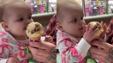 La beba descubre el helado.