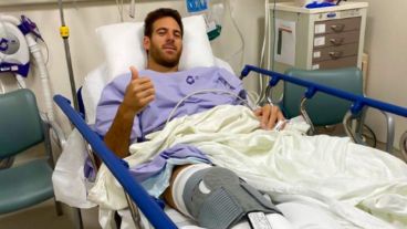 Del Potro con buen semblante en la cama del hospital de Miami.