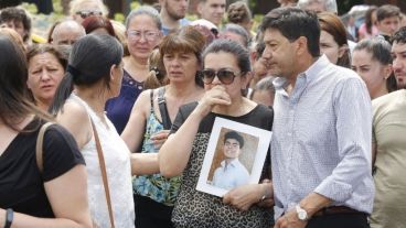 Un testigo imparcial indicó que le gritaron “negro de mierda” a Fernando después de golpearlo