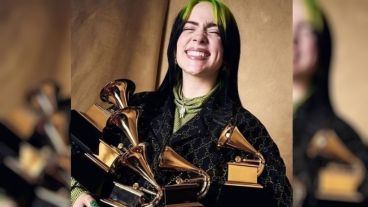 Billie Eilish ganó cinco premios Grammy por su disco "When we fall asleep, where do we go?".
