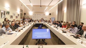 El encuentro se desarrolló este jueves en el Palacio Pizzurno.