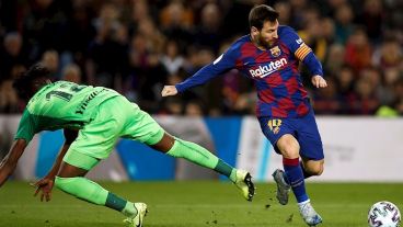 El crack rosarino volvió y fue figura tras el susto ante el Ibiza.