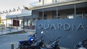 La víctima ingresó al hospital Centenario.