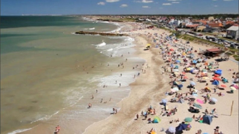 La playa de Santa Clara donde la nena fue enterrada en la arena. 
