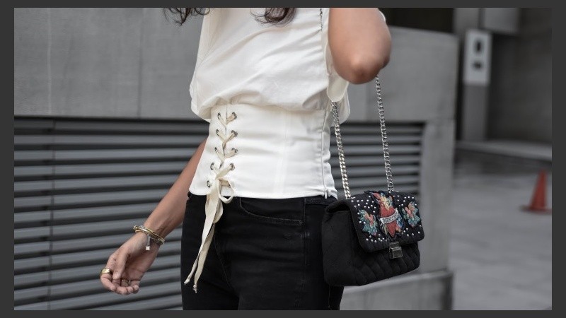 Las últimas colecciones de las firmas apuestan por siluetas definidas.