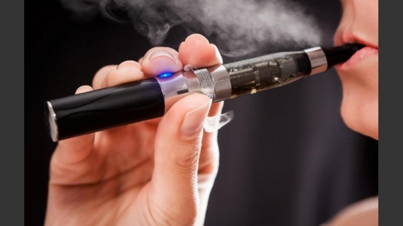 Los datos del estudio también reflejan que más de la mitad de los vapeadores actuales son exfumadores.