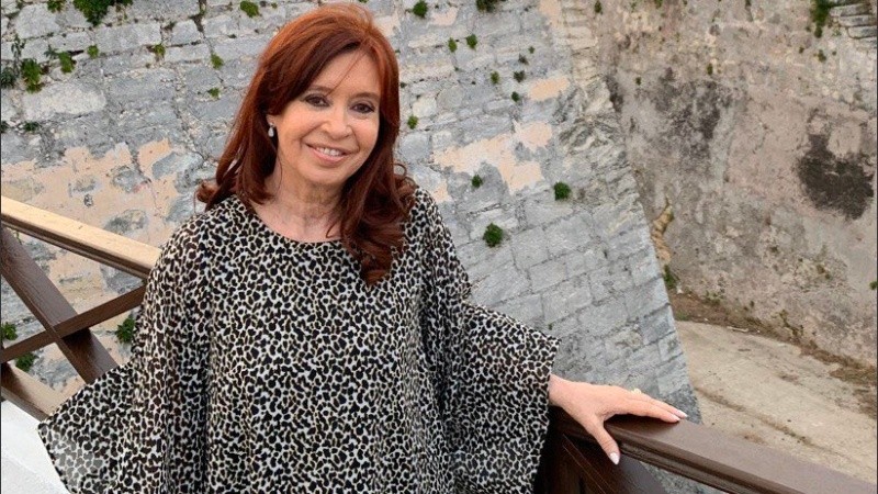 La vicepresidenta viajó a Cuba la semana pasada.