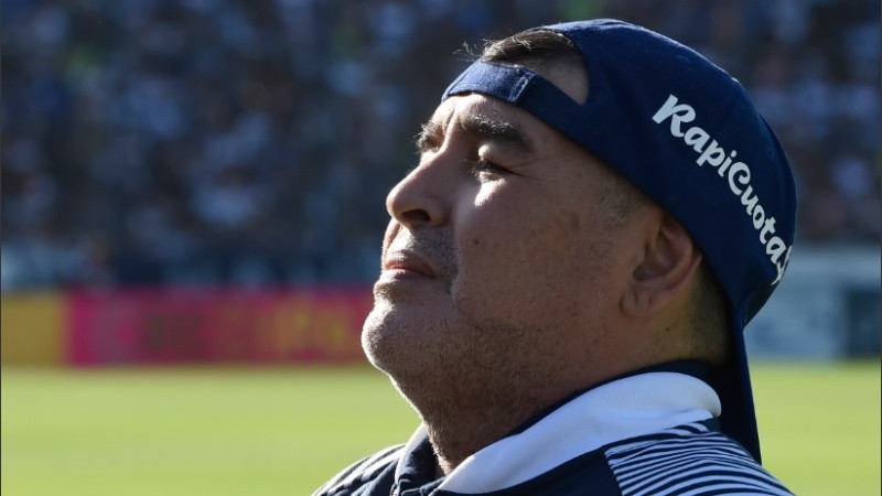 El vínculo de Diego con Newell's condiciona cualquier comentario en Arroyito.