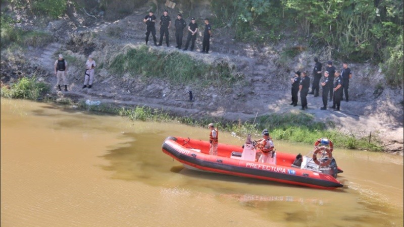 Los restos de la mujer fueron encontrados en el arroyo Saladillo. 