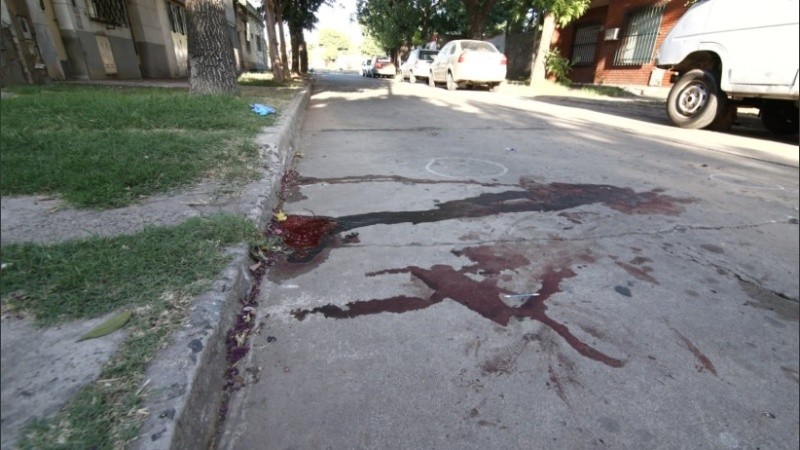 Olivé al 1900, donde el lunes pasado mataron a balazos a Daiana Paiva, de 26 años.