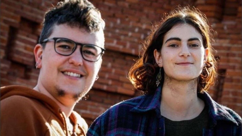 Mar y Cristina, las jóvenes creadoras de  Som Barbàrie.