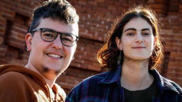Mar y Cristina, las jóvenes creadoras de  Som Barbàrie.
