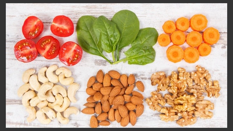 Desde siempre a la biotina se le ha conocido como vitamina B8. 