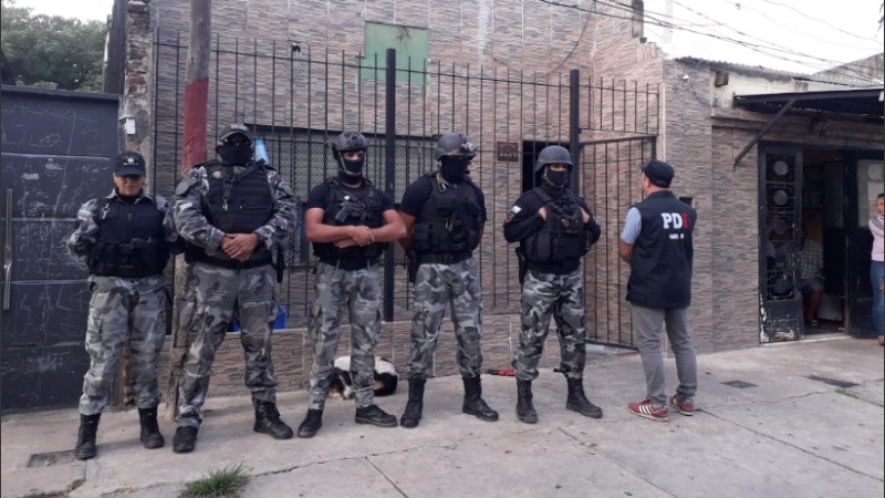 El taxista fue asesinado de un disparo en el pecho.