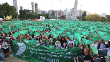 "No queremos más muertes ni cárcel por abortar, niñas torturadas ni abortos inseguros", expresa el comunicado.