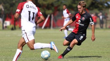 Jerónimo Cacciabue salió a los 30 minutos del segundo tiempo de la reserva. Fue 1-1 vs Colón.