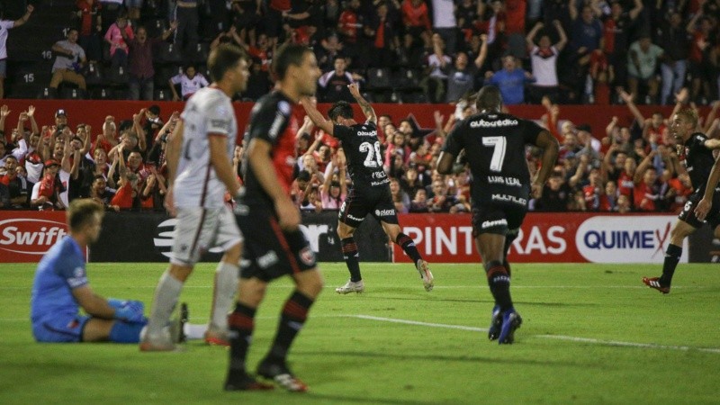 Pablo Pérez marcó el segundo de la lepra. 