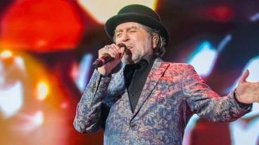 "Queridos amigos, estas cosas me pasan solo en Madrid, lo siento muchísimo", dijo Sabina es su regreso al escenario, poco antes de cancelar el concierto.