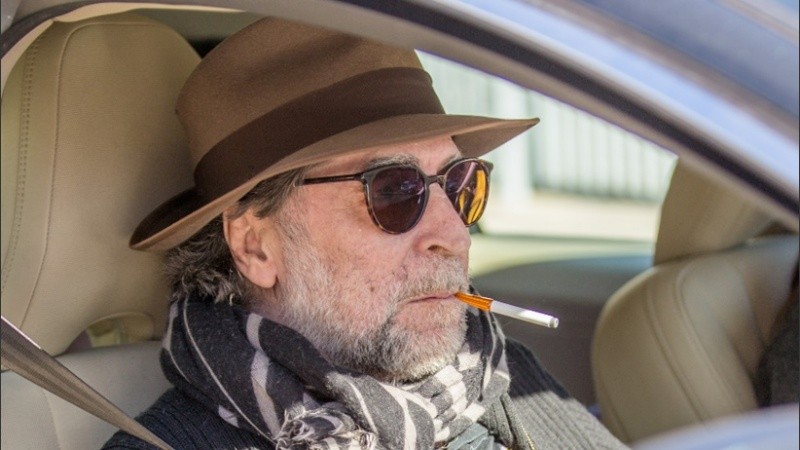 El español al salir de la internación este domingo.