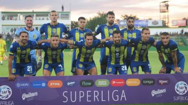 Los once que salieron a la cancha del Halcón.