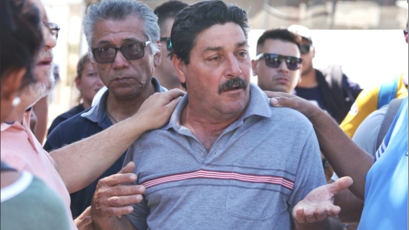 El papá de Carlos quiere pedirle ayuda al presidente Fernández.