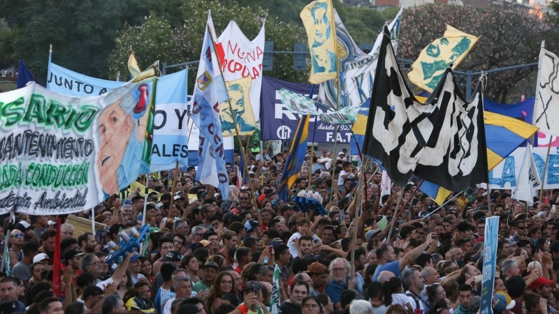 Postales del homenaje a Manuel Belgrano este jueves por la tarde en Rosario.