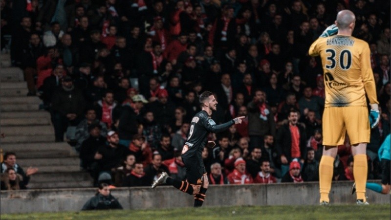 El Pipa se lució y sube en la tabla de goleadores.