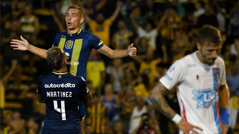 Marco gritó e hizo gritar a todo el Gigante.