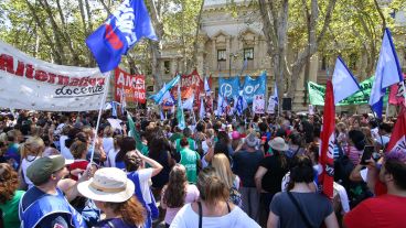 Los maestros realizarán también una movilización este martes.
