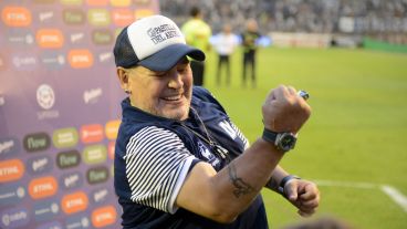 Diego festeja esta nueva chance que se le abre para salvar a Gimnasia.